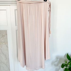 Vintage Havana Flowy Skirt in Blush Size Medium